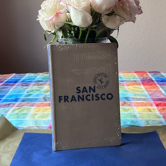 🌉 LOUIS VUITTON CITY GUIDE SAN FRANCISCO BOOK 🌉 NWT 🌉 - Picture 14 of 16